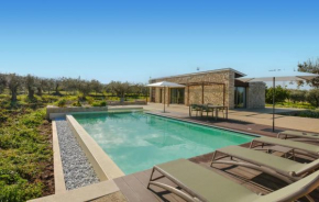 Stunning Home In Chiaramonte Gulfi With Wifi